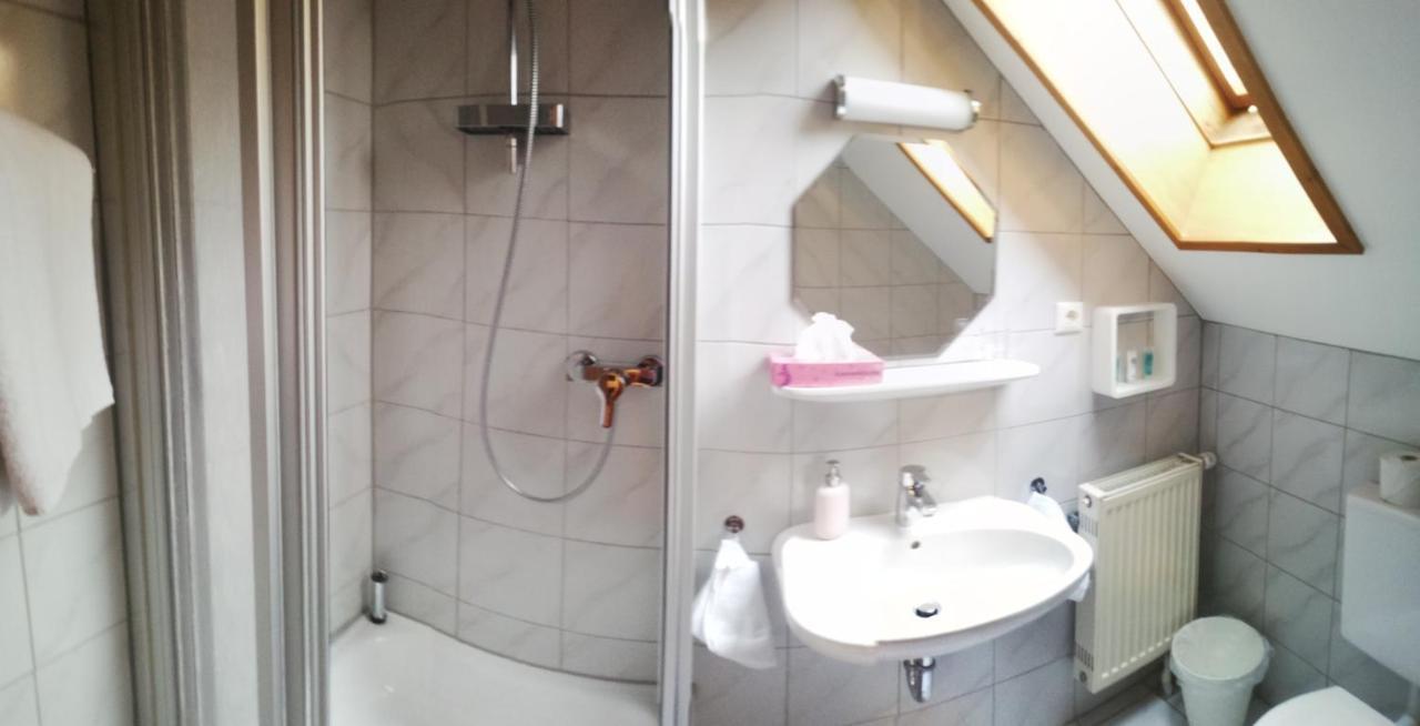 Hotel Gaststaette Liebl Wiesent Esterno foto