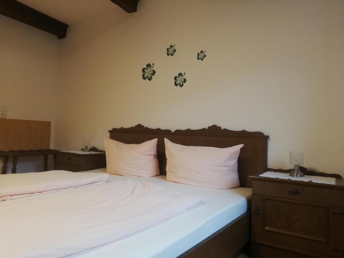 Hotel Gaststaette Liebl Wiesent Esterno foto